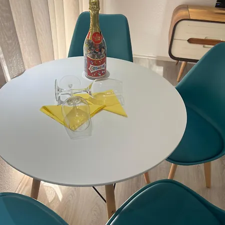 1 In Duisburg-mitte, Altstadt شقة *