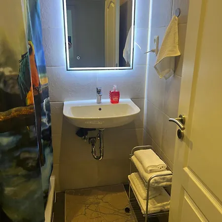 1 In Duisburg-mitte, Altstadt Appartement *