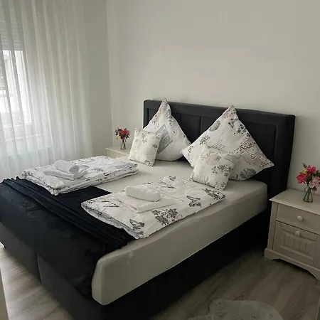 Appartement 1 In Duisburg-mitte, Altstadt